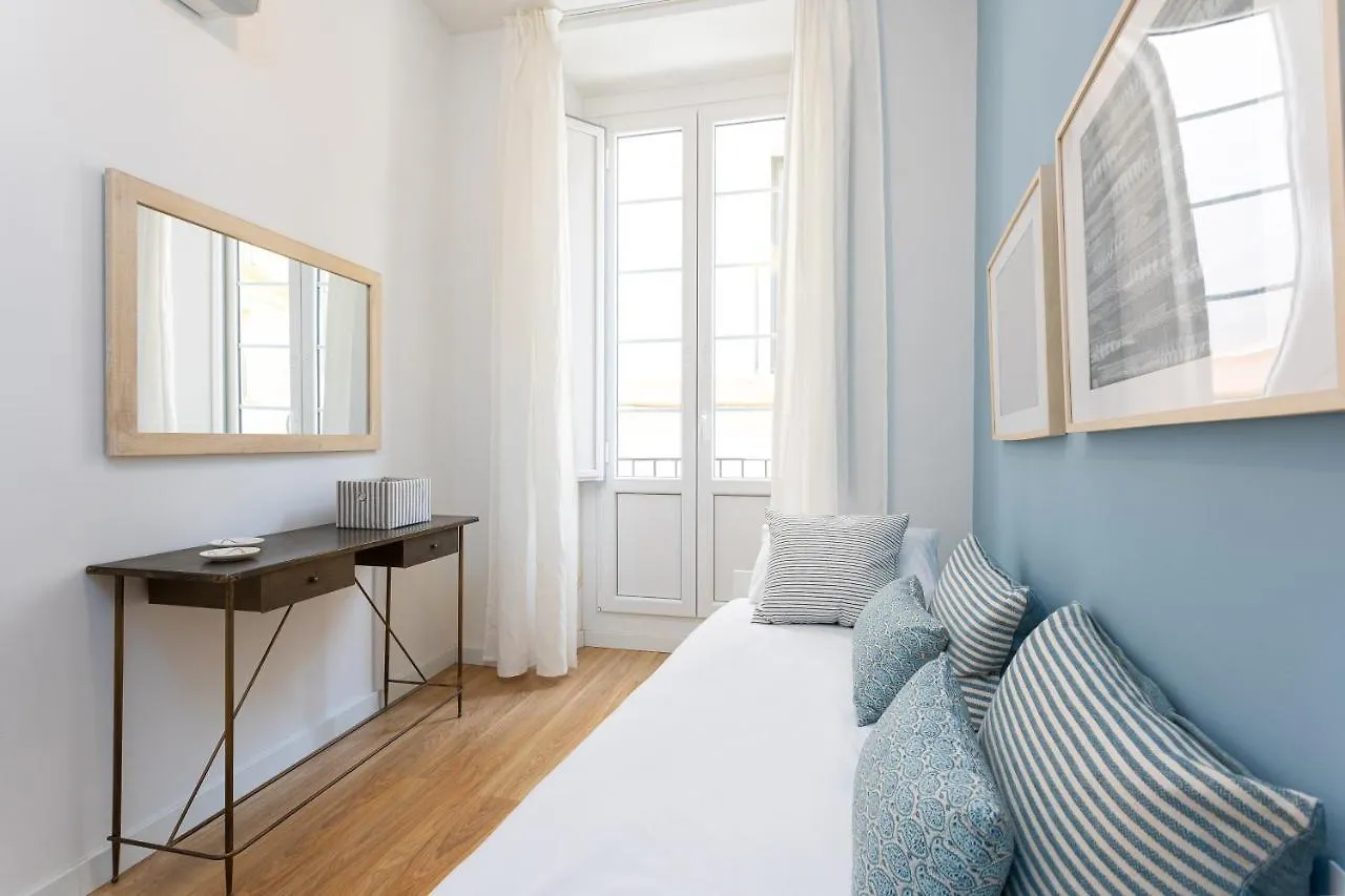 Beautiful Apartment In مالقة 0*,  إسبانيا