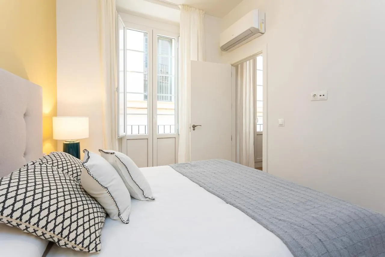 Beautiful Apartment In مالقة 0*,  إسبانيا